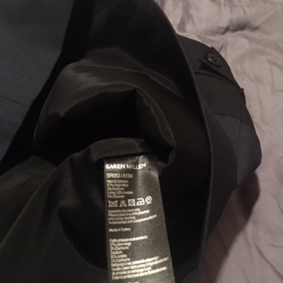 Karen Millen Wool Mini Skirt with pockets - Picture 4 of 4